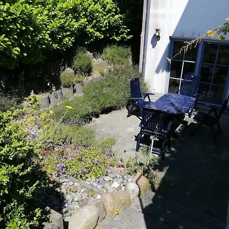 Fewo Ostseeblick Nr. 5 * 萨斯尼茨